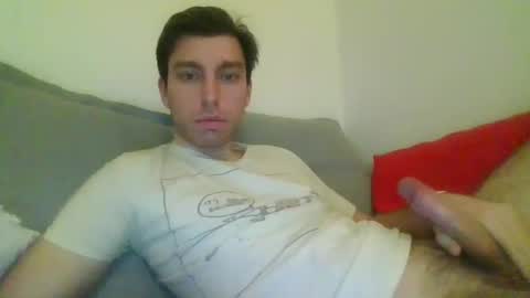 italian_boy_22 online show from 10, 2, 2025