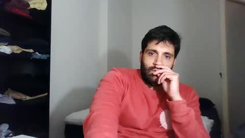 italianboybcn online show from 9, 3, 2025