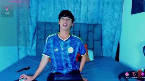 ithan_kingtwin online show from 17, 6, 2026