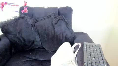 Snapshot of its__angelica_ chatting on 25, 6, 2026 Angelica online show from 25, 6, 2026