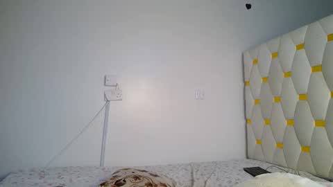 Snapshot of its_metney chatting on 15, 5, 2026 Metney online show from 15, 5, 2026