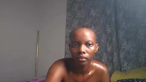 Snapshot of its_metney chatting on 18, 5, 2026 Metney online show from 18, 5, 2026