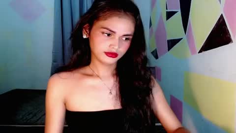 MIRABEL online show from 24, 5, 2026