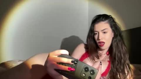 Snapshot of itsbellaluxe chatting on 1, 6, 2026 itsbellaluxe online show from 1, 6, 2026