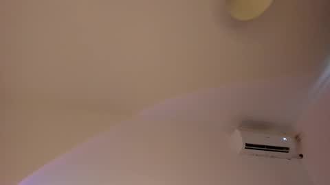 Isabella online show from 25, 2, 2026