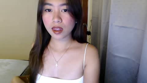 Candy online show from 2, 1, 2025