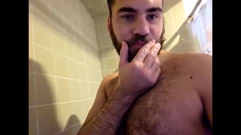 Snapshot of itsdaiton chatting on 6, 11, 2025 Daiton online show from 6, 11, 2025