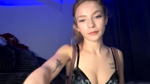 Danielle Rose online show from 22, 5, 2026