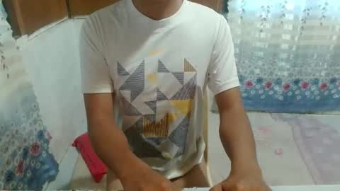 itsmelily05 online show from 20, 3, 2026