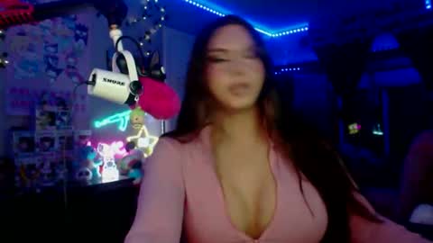 Snapshot of itsnickibabyy chatting on 7, 11, 2025 Nicki Foxx online show from 7, 11, 2025