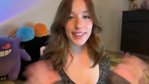 Shea  online show from 17, 4, 2026