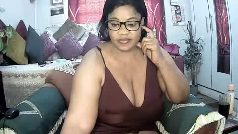 itumeleng74 online show from 27, 2, 2025