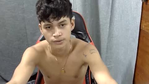 itzme_john online show from 11, 4, 2026