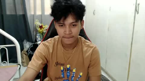 Snapshot of itzme_john chatting on 21, 6, 2026 itzme_john online show from 21, 6, 2026