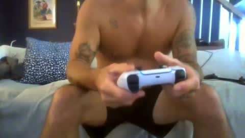 Itzmeebabyy online show from 3, 10, 2025