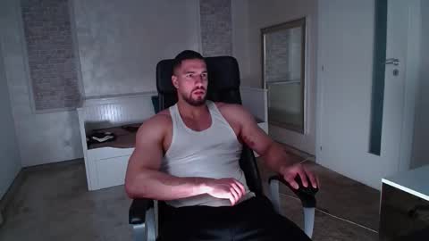 IvanHydee online show from 25, 2, 2026