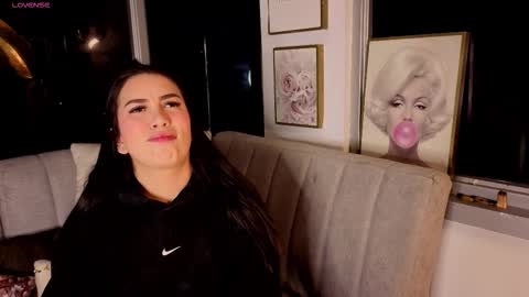 Ivanna West online show from 17, 12, 2025