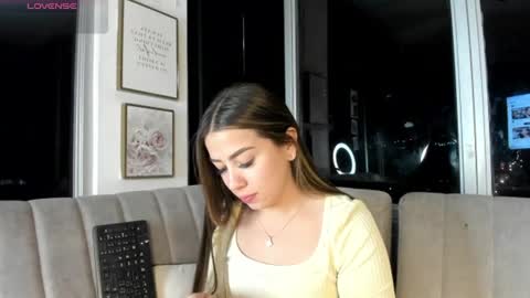 Snapshot of ivanna_west chatting on 24, 6, 2026 Ivanna West online show from 24, 6, 2026