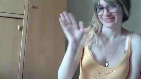 ivetta911 online show from 28, 3, 2026