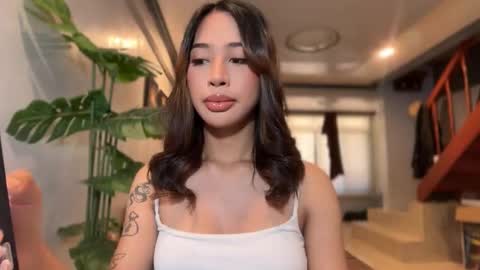 kirstenelsie online show from 10, 3, 2026