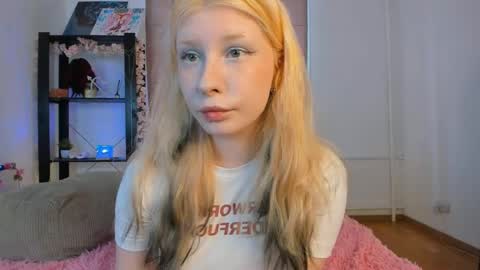 Snapshot of ivorytrace chatting on 8, 6, 2026 ivorytrace online show from 8, 6, 2026