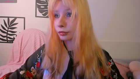 Snapshot of ivorytrace chatting on 9, 7, 2026 ivorytrace online show from 9, 7, 2026