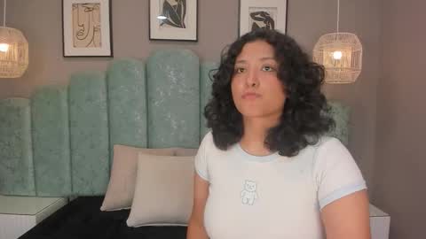 Snapshot of ivy_and_molly chatting on 10, 9, 2025 Ivy and Molly online show from 10, 9, 2025