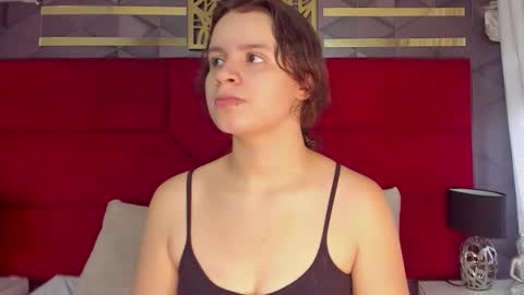 Snapshot of ivy_and_molly chatting on 14, 9, 2025 Ivy and Molly online show from 14, 9, 2025