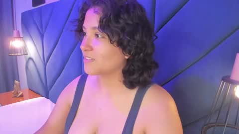 Snapshot of ivy_and_molly chatting on 1, 11, 2025 Ivy and Molly online show from 1, 11, 2025