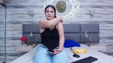 Snapshot of ivy_lux33 chatting on 2, 6, 2026 online show from 2, 6, 2026