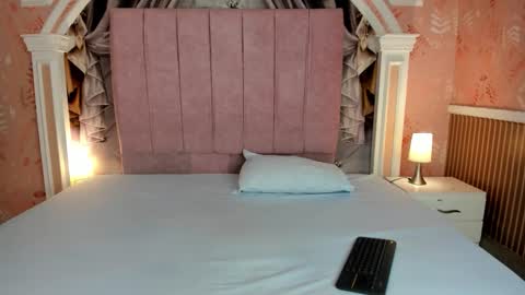 Ivy Rae online show from 5, 12, 2025