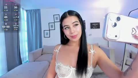 NEW MODEL Ivy online show from 28, 7, 2026