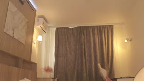 Snapshot of ivy_whyte chatting on 17, 4, 2026 Ivy online show from 17, 4, 2026