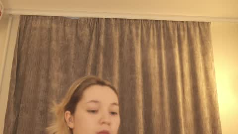 Snapshot of ivy_whyte chatting on 26, 4, 2026 Ivy online show from 26, 4, 2026