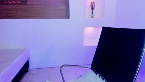 Snapshot of ivybliss8 chatting on 27, 2, 2025 i v y  b l i s s online show from 27, 2, 2025