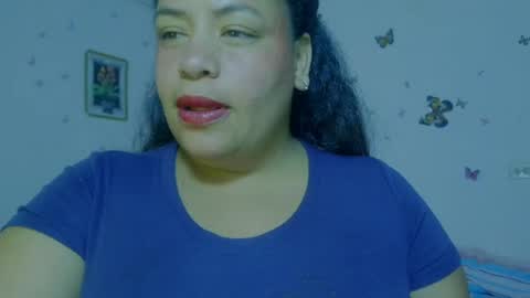 Snapshot of ivydesouzaa chatting on 9, 7, 2026 ivydesouza online show from 9, 7, 2026