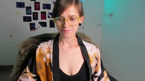 Ivy online show from 10, 7, 2026