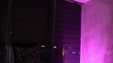 IvyRowa online show from 21, 11, 2025