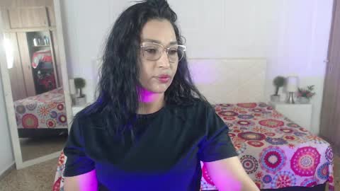 ivyshine7 online show from 2, 4, 2026