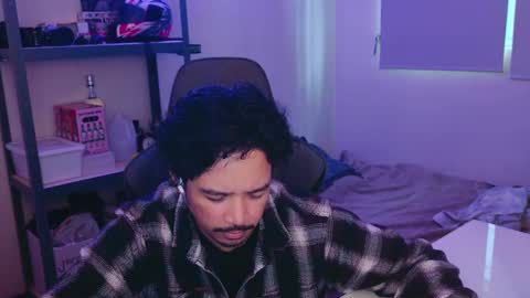 Snapshot of iwasd3nse chatting on 5, 3, 2025 iwasd3nse online show from 5, 3, 2025