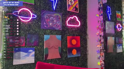 Snapshot of iwillbeyourmuse chatting on 8, 12, 2024 Muse hethey online show from 8, 12, 2024