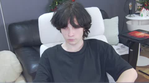 Maxim online show from 4, 1, 2025