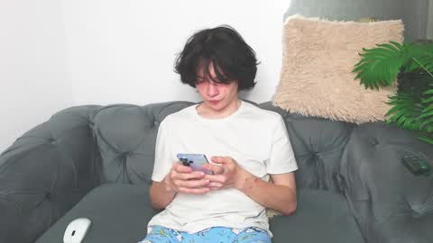 Maxim online show from 12, 2, 2025