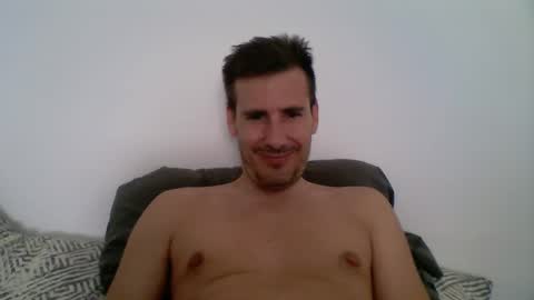 Snapshot of iyoperro chatting on 13, 9, 2025 Casandro online show from 13, 9, 2025