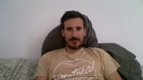 Snapshot of iyoperro chatting on 30, 9, 2025 Casandro online show from 30, 9, 2025