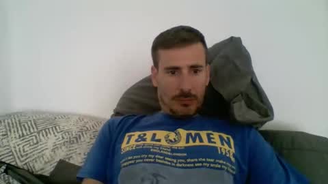 Snapshot of iyoperro chatting on 26, 10, 2025 Casandro online show from 26, 10, 2025