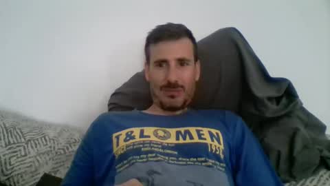 Snapshot of iyoperro chatting on 31, 10, 2025 Casandro online show from 31, 10, 2025