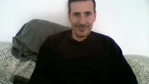 Snapshot of iyoperro chatting on 9, 11, 2025 Casandro online show from 9, 11, 2025