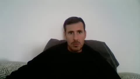 Snapshot of iyoperro chatting on 12, 11, 2025 Casandro online show from 12, 11, 2025