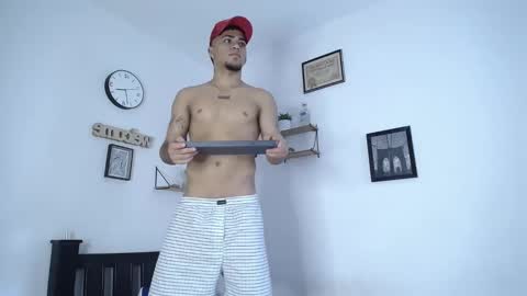 izaack online show from 11, 3, 2025